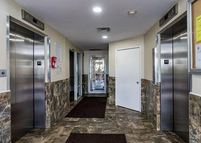 Seacrest 402 By Youngs Suncoast